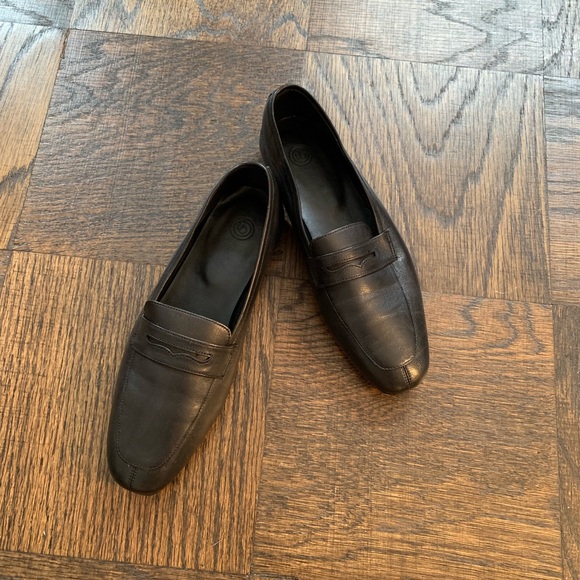 UO leather black loafers - Picture 5 of 5